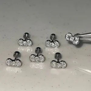 Exquisite Cute Shiny Diamond Bow Screw Earrings For Women Girls Silver Color Sweet Small Stud Earrings Party Jewelry Accessories